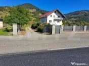 Casa în Botos cu iaz și 2 ha teren, jud. Suceava 