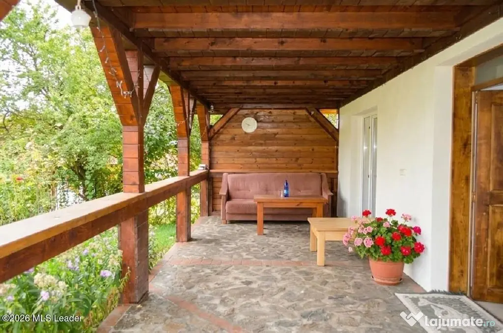 Curtea de Arges - Casa P+M, 270 mp, Teren 3149 mp - Curtea De Arges (Arges)