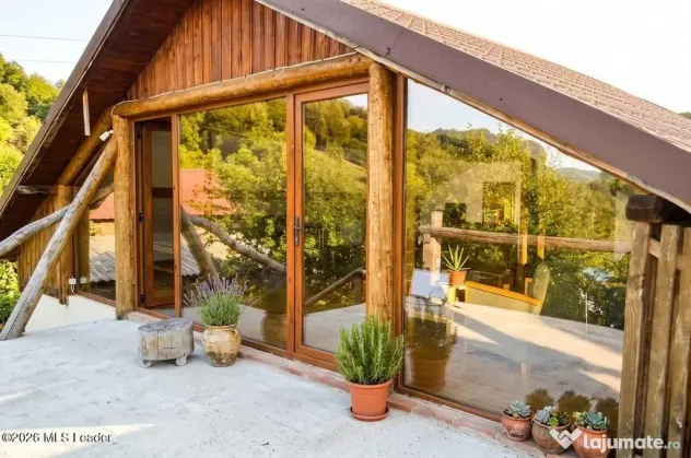 Curtea de Arges - Casa P+M, 270 mp, Teren 3149 mp - Curtea De Arges (Arges)
