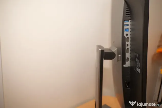Monitor Dell 24 inch