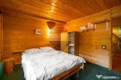 Casă de Vacanta/ Familie/ cu Poveste-Azuga/ Piscina interioara!