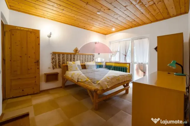 Casă de Vacanta/ Familie/ cu Poveste-Azuga/ Piscina interioara! - Azuga (Prahova)
