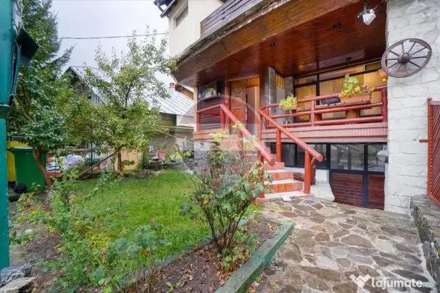 Casă de Vacanta/ Familie/ cu Poveste-Azuga/ Piscina interioara! - Azuga (Prahova)