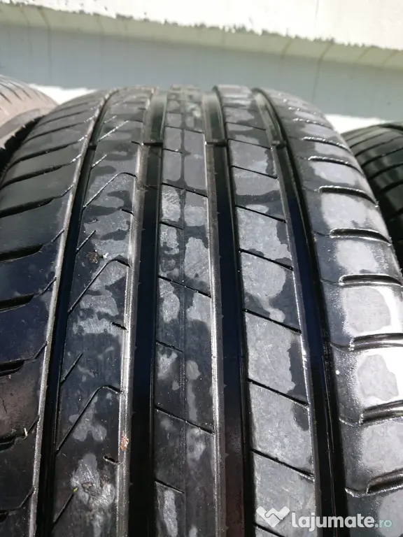 Vand set 4 Anvelope Vara Pirelli Scorpion 255/45/R19
