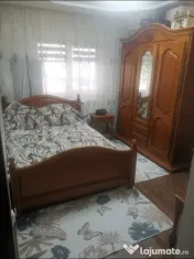 Apartament Cu 3 Camere Decomandate - Parter Zona Burdujeni-Cuza Voda 2 