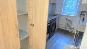 Inchiriez apartament 3 camere Deva, zona Licee,Titu Maiorescu, parter 