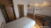 Apartament 3 camere , CENTRAL - ,INDEPENDENTEI - UMF