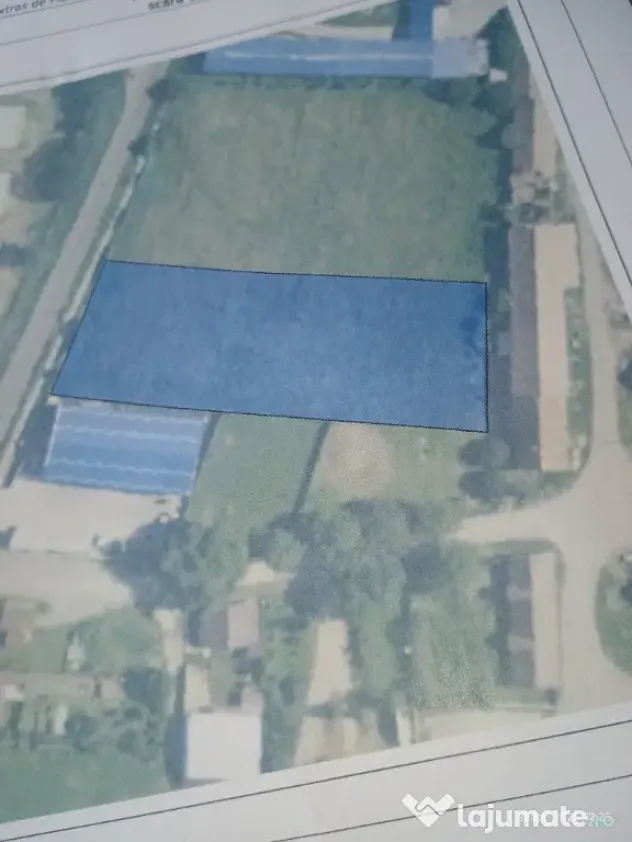 Vând teren intravilan comercial - productie 4400mp - Carpinis (Brasov)