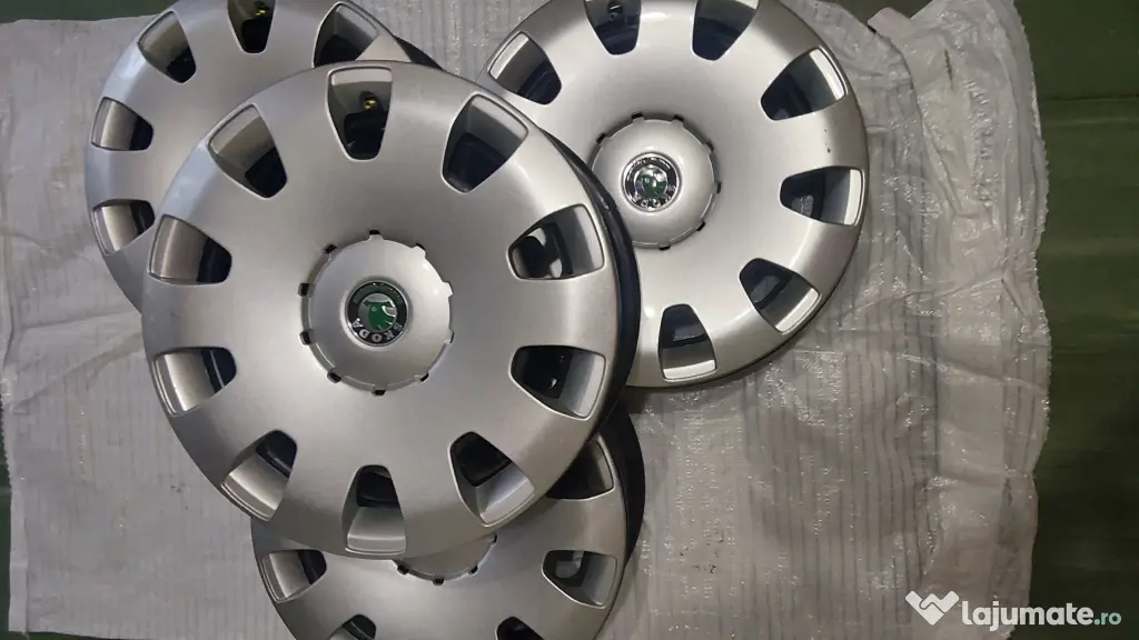 Vand set 4 jante otel NOI originale R15 5x100 + capace originale Skoda - 700 ron