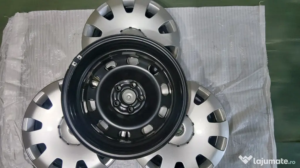 Vand set 4 jante otel NOI originale R15 5x100 + capace originale Skoda - 700 ron