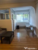 Garsonieră renovată și mobilată, de închiriat – zona centrală, Slobozi