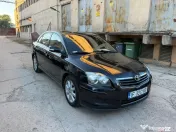 Toyota Avensis 2.0 D-4D 126 CP • 2009 • 199.000 km • Navi • 3.150 € 