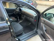 Toyota Avensis 2.0 D-4D 126 CP • 2009 • 199.000 km • Navi • 3.150 € 