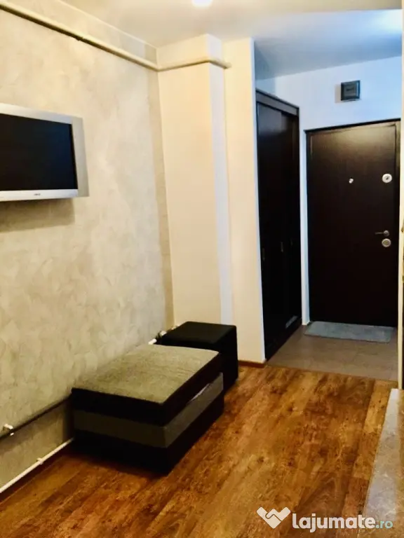 Închiriez apartament 1 camera dec. Mazepa Banci