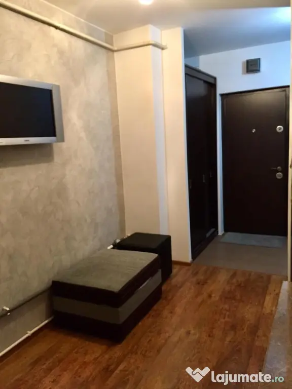 Închiriez apartament 1 camera dec. Mazepa Banci