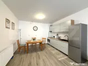Apartament 2 camere, 60 mp, A.C., parcare, zona Farmec 