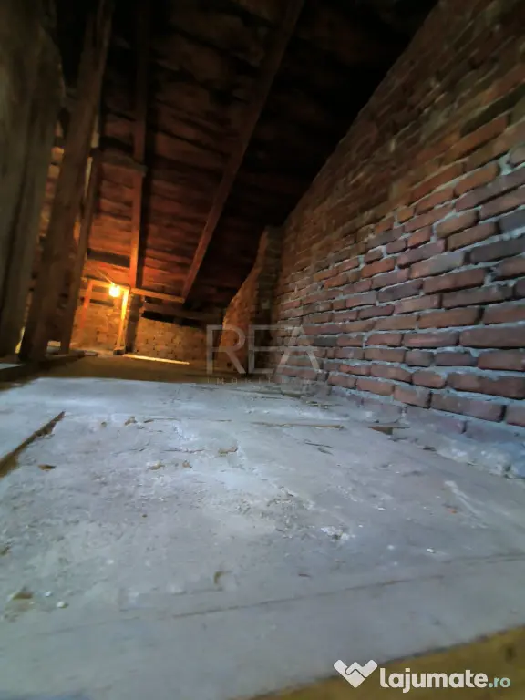 Apartament 3 camere cu acces în pod – zona Uranus - Bucuresti (Bucuresti-Ilfov)