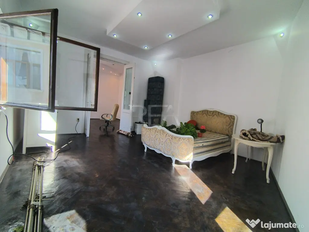 Apartament 3 camere cu acces în pod – zona Uranus - Bucuresti (Bucuresti-Ilfov)