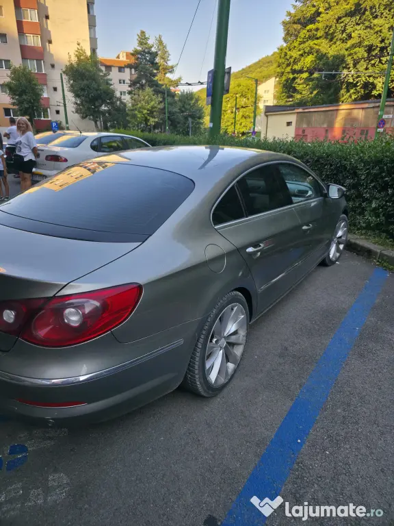 vând urgent autoturism