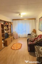 3 camere, 1/8, 68 mp, bloc 1980-Apusului 