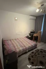 3 camere, 1/8, 68 mp, bloc 1980-Apusului 