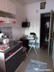 Garsoniera zona TRACTORUL 