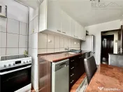 Apartament Decomandat cu 2 Camere in Astra de Inchiriat