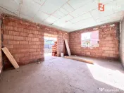 Duplex cu 5 camere, teren 360 mp cu toate utilitatile - Sana 