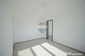 De vânzare apartament cu 2 camere, în Rogerius 