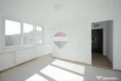 De vânzare apartament cu 2 camere, în Rogerius 