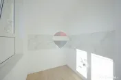 De vânzare apartament cu 2 camere, în Rogerius 