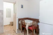 Apartament Cu 2 Camere Semidecomandate Etajul 1 - Zona Zamca 