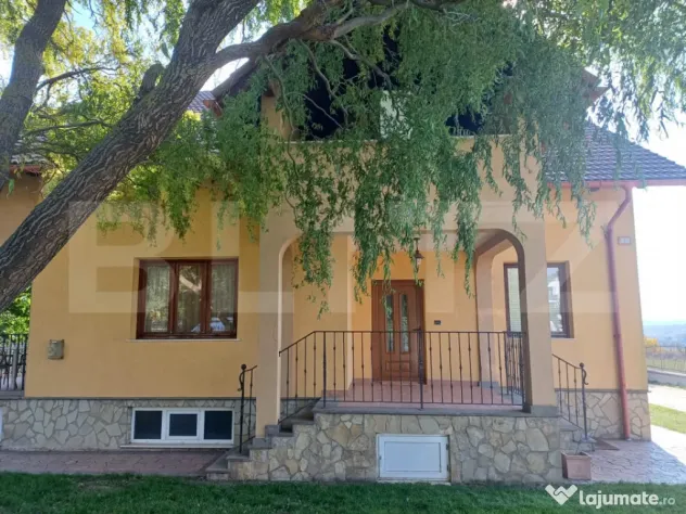Casa de inchiriat, 150 mp, Plopeni - Plopeni (Suceava)