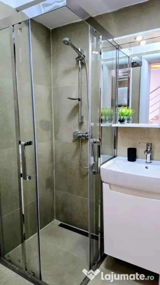 Duplex Lux, 3 camere, zona Parcul Carol, parcare inclusa, proprietar