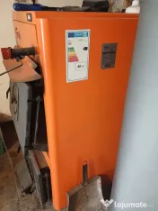 De vanzare centrala pe lemne ieftina 