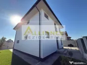 Casa P+E, 140 mp, 4 camere, 3 dormitoare, matrimonial cu baie si dress 