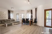 Duplex cu 3 Dormitoare și Teren de 382 mp în Dumbrăvița 