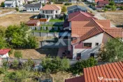 Duplex cu 3 Dormitoare și Teren de 382 mp în Dumbrăvița 