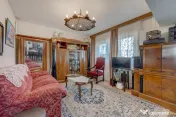 Apartament de 4 camere cu 3 băi, 137mp, centrală proprie,