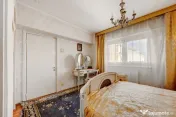 Apartament de 4 camere cu 3 băi, 137mp, centrală proprie,