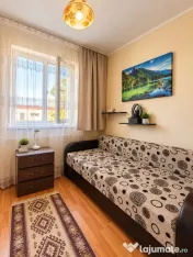 Apartament 3 camere, renovat integral, parcare, boxa, zona Florilor! 