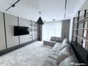 Casă de vânzare cu design contemporan și dotări premium