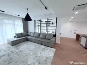 Casă de vânzare cu design contemporan și dotări premium