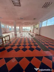 De inchiriat spatiu comercial openspace 300 mp in Gaesti