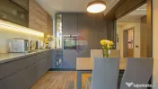 Apartament premium tip vilă, cu terasă de 70 mp, garaj | Răcădău 