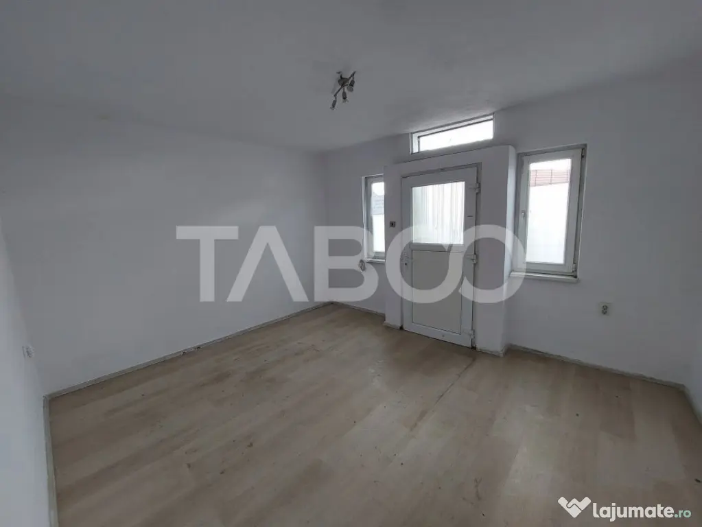Spatiu birou de inchiriat 40 mp compartimentat zona Turnisor - Sibiu (Sibiu)