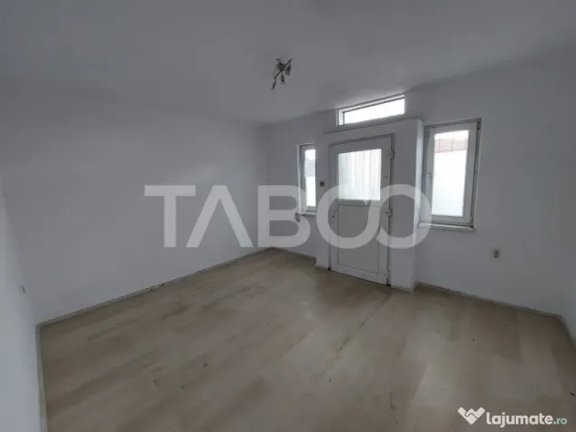 Spatiu birou de inchiriat 40 mp compartimentat zona Turnisor - Sibiu (Sibiu)