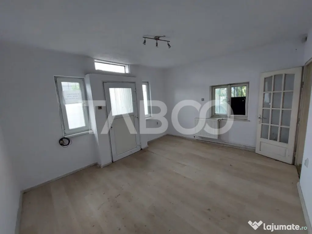 Spatiu birou de inchiriat 40 mp compartimentat zona Turnisor - Sibiu (Sibiu)