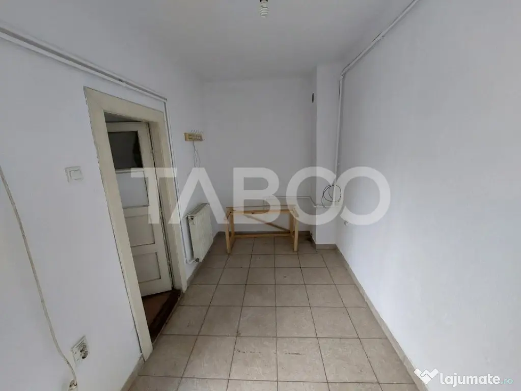 Spatiu birou de inchiriat 40 mp compartimentat zona Turnisor - Sibiu (Sibiu)