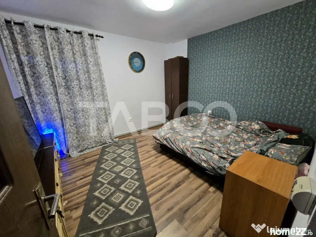 Garsoniera decomandata 28 mp utili mobilata utilata zona Til - Sibiu (Sibiu)